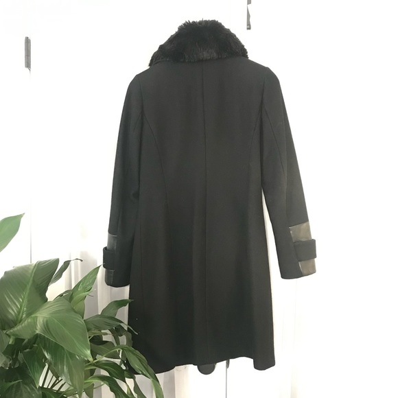 Via Spiga Wool blend & Faux Fur & Faux Leather Cuff Coat Sz 2 - Picture 9 of 16
